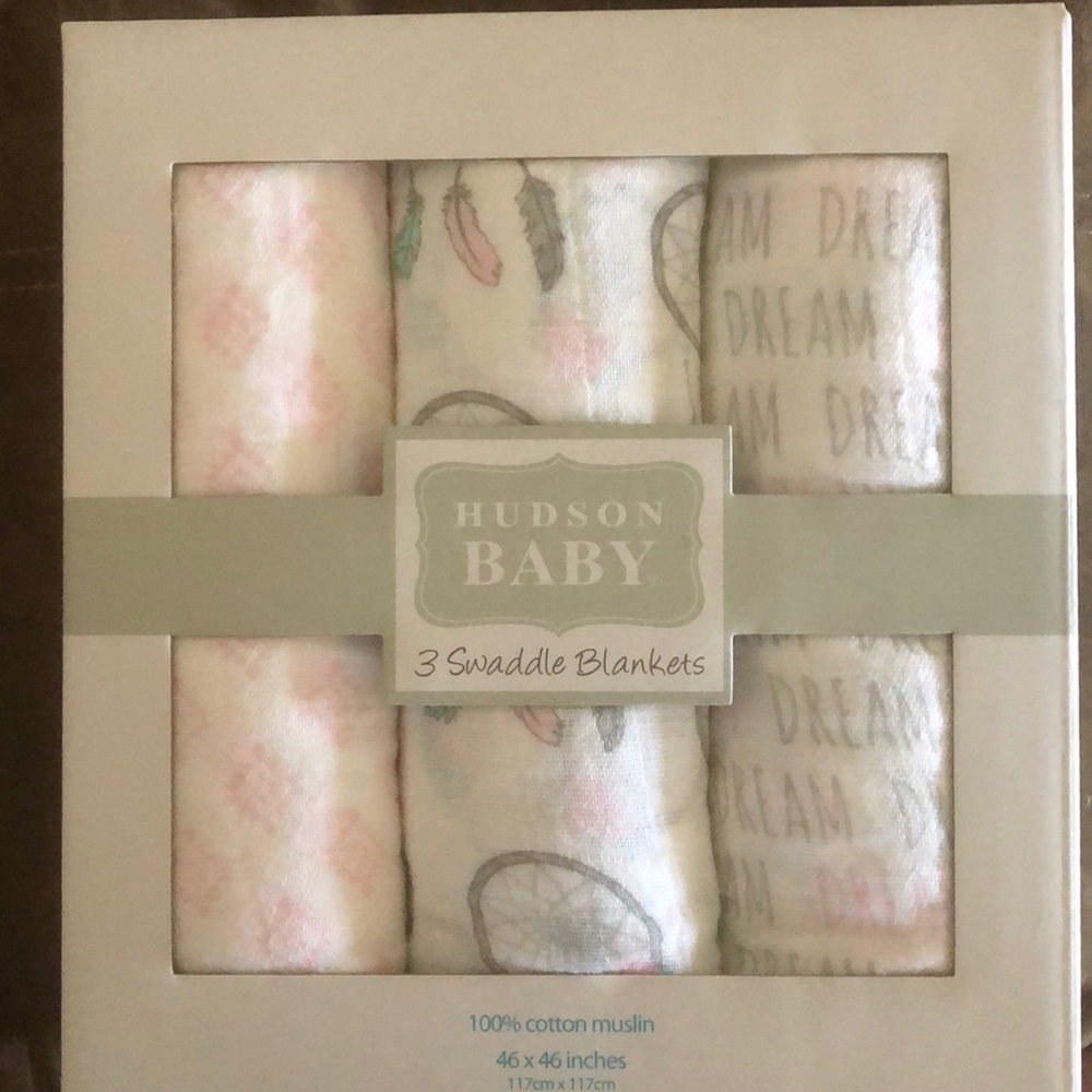 NWOT Hudson baby Muslin swaddle blankets